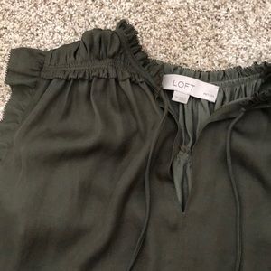 Dark Olive Green Silky Top Loft Size Small Petite